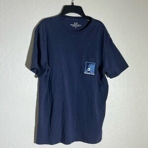 Vineyard vines men’s lacrosse shirt